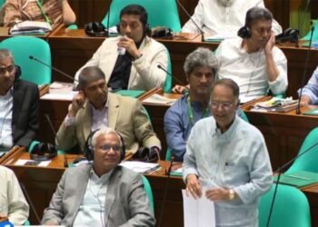 দেশে জ্বালানি তেলের কোনো সংকট নেই, অসাধু চক্র কৃত্রিম লাইন তৈরি করছে— জ্বালানি মন্ত্রী