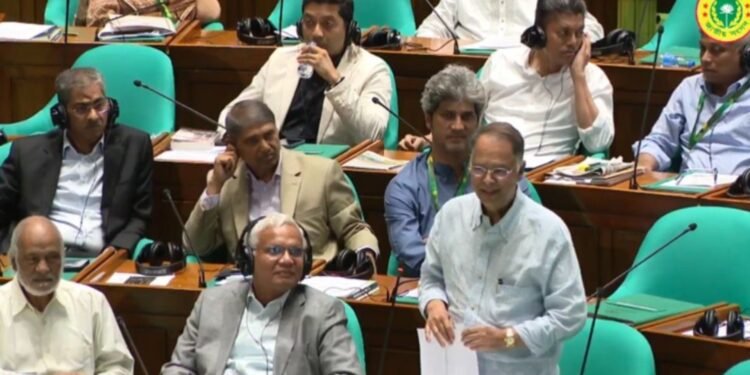 দেশে জ্বালানি তেলের কোনো সংকট নেই, অসাধু চক্র কৃত্রিম লাইন তৈরি করছে— জ্বালানি মন্ত্রী