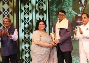 আজীবন সম্মাননায় আলমগীর, সেরা হলেন নিশো-তমা