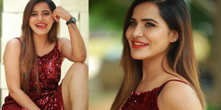 বিয়ের প্রলোভনে ৯ কোটি রুপি আত্মসাতের অভিযোগ