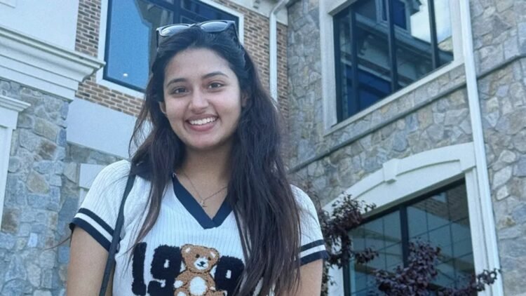 মেকআপ ও লুক নিয়ে সমালোচনার কড়া জবাব দিলেন অভিনেত্রী তাসনিয়া ফারিণ