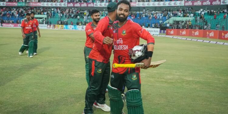 বাংলাদেশ ব্যাটারদের প্রশংসায় পঞ্চমুখ কিউই ক্রিকেটার