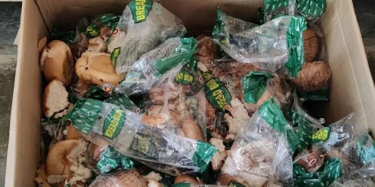 স্কুল ফিডিংয়ের খাবার খেয়ে শিক্ষার্থী অসুস্থ, সরবরাহকারীর বিরুদ্ধে মামলা
বিস্তারিত: 
#news #banglaflow #বাংলাফ্লো