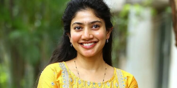 ট্রলের শিকার সাই পল্লবী