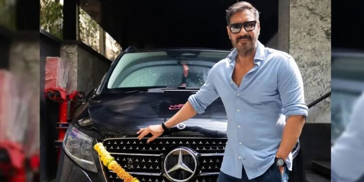 নিজেকে মার্সিডিজ উপহার দিলেন অজয়