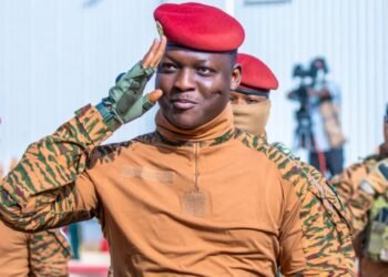 গণতন্ত্রের কথা ভুলে যেতে বললেন বুরকিনা ফাসোর প্রেসিডেন্ট