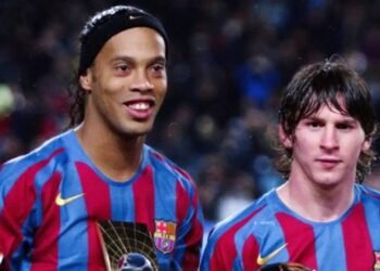 মেসিই এখনও বিশ্বসেরা—রোনালদিনহো