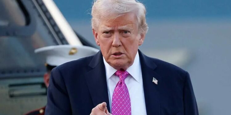 ইস্টার সানডেতে ট্রাম্পের কুরুচিপূর্ণ পোস্ট, চরম ক্ষুব্ধ খ্রিষ্টান নেতারা!