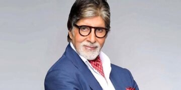 মায়ের স্মৃতিচারণায় আবেগাপ্লুত অমিতাভ বচ্চন