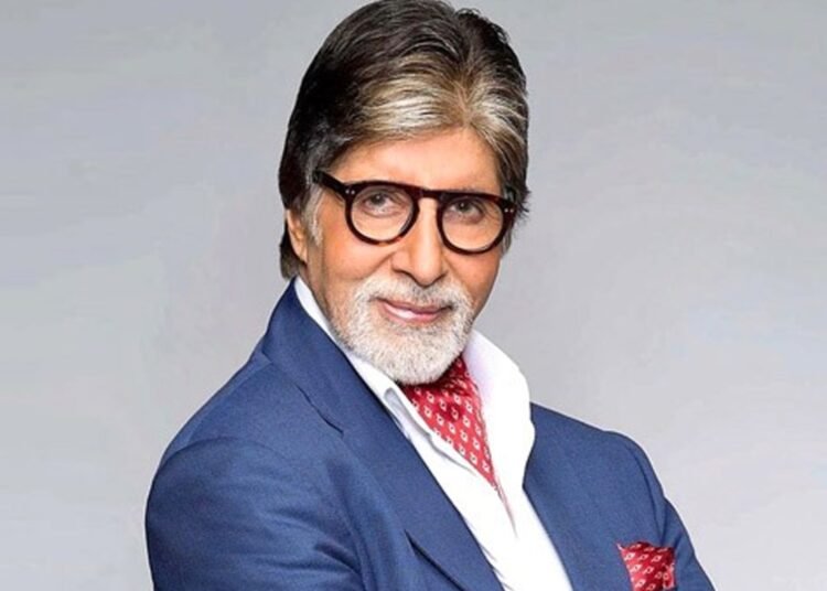 মায়ের স্মৃতিচারণায় আবেগাপ্লুত অমিতাভ বচ্চন