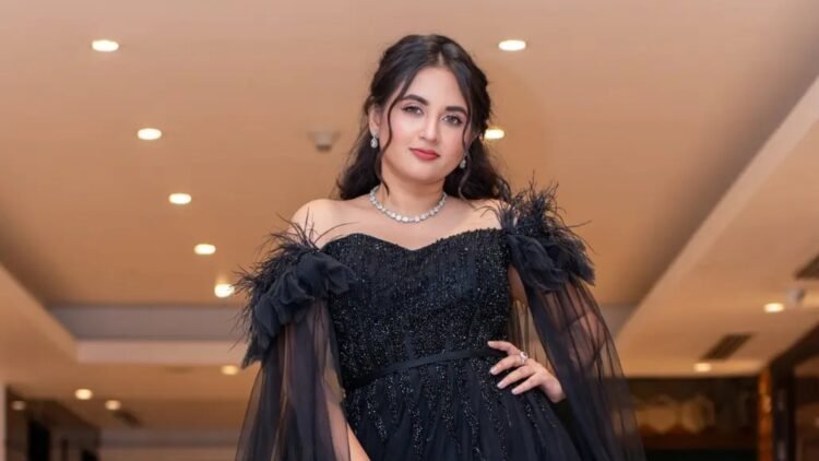 টানা তৃতীয়বার ব্রেন টিউমারের সফল অস্ত্রোপচার হলো অভিনেত্রী তানিয়া বৃষ্টির