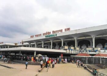 ঢাকা থেকে বাতিল ৯৭২টি ফ্লাইট