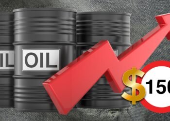 হরমুজ সংকটে ১৫০ ডলার ছাড়াতে পারে তেলের দাম