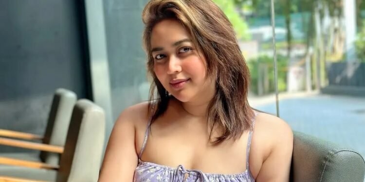 উপস্থাপনা নিয়ে সমালোচনার কড়া জবাব ভাবনার