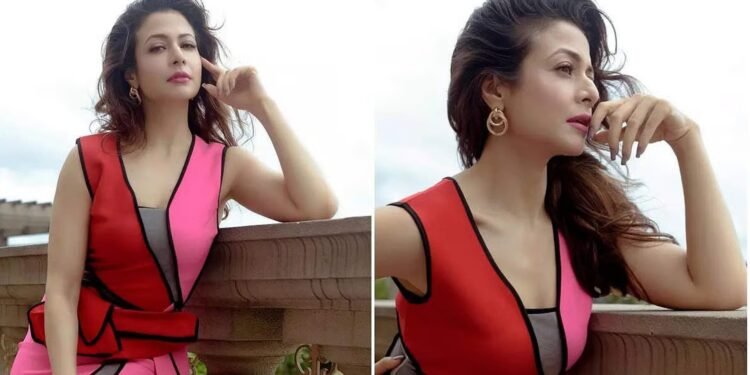 রাজ্যসভার সদস্য হিসেবে শপথ নিলেন কোয়েল মল্লিক