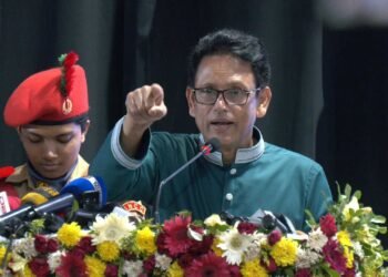 শিক্ষা জট দূর করতে বড় পদক্ষেপ, সব স্কুলে বসবে সোলার প্ল্যান্ট