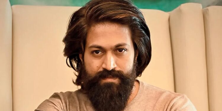 অভিনয় থেকে লম্বা বিরতিতে যাওয়ার ঘোষণা দিলেন সুপারস্টার যশ.
বিস্তারিত : 
#news #banglaflow #বাংলাফ্লো