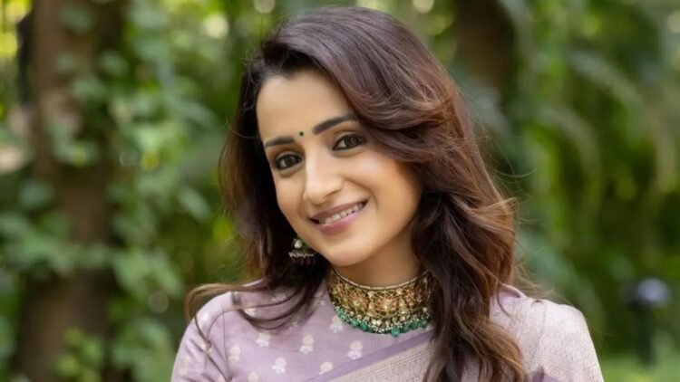 থালাপতি বিজয়ের সংসার ভাঙার গুঞ্জনে নাম জড়িয়েছে এই দক্ষিণি তারকার
