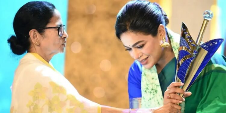 ‘দিদি যেখানে আমি সেখানে’ বলা ইমন গাইবেন বিজেপির শপথ অনুষ্ঠানে!