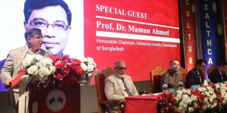 মেধা পাচার নয়, নিশ্চিত করতে হবে মেধার সার্কুলেশন: ইউজিসি চেয়ারম্যান