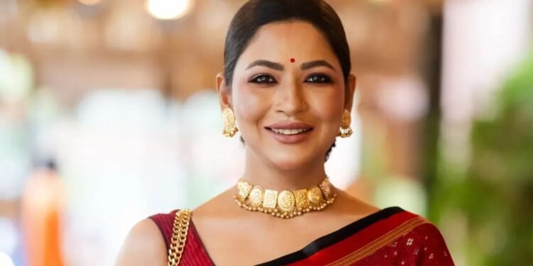 ভেগে গেছেন আজমেরী হক বাঁধন এর বিয়ের পাত্র