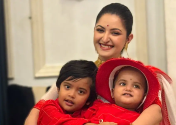 পূণ্য ও প্রিয়মকে নিয়ে মা দিবসের স্নিগ্ধ সকাল কাটালেন পরীমণি