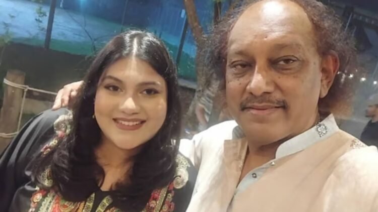 লাইফ সাপোর্টে জনপ্রিয় কনটেন্ট ক্রিয়েটর কারিনা কায়সার, দোয়া চাইলেন বাবা
