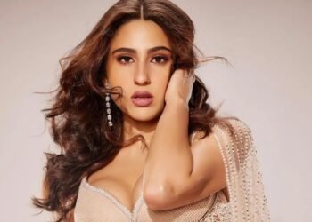 বিয়ে নিয়ে তাড়াহুড়ো করতে নারাজ সারা আলি খান