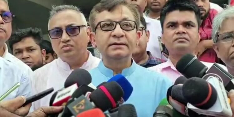 চামড়া খাত থেকে বছরে ১২ বিলিয়ন ডলার আয় সম্ভব— শিল্পমন্ত্রী