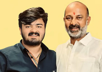 যৌন হেনস্তার অভিযোগে নিজের ছেলেকে পুলিশের হাতে দিলেন ভারতের স্বরাষ্ট্র প্রতিমন্ত্রী
বিস্তারিত: 
#news #banglaflow #বাংলাফ্লো