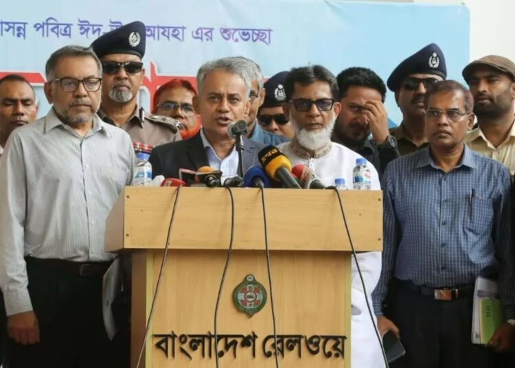 ট্রেনের শিডিউল বিপর্যয় নিয়ে যা বললেন রেলমন্ত্রী
