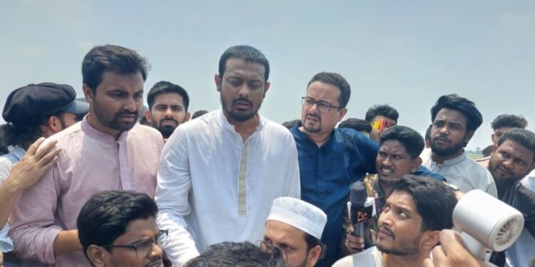 'ভারত খুনি রাষ্ট্র, বিএসএফ খুনি বাহিনী': বেনাপোল সীমান্তে নাসীরুদ্দীন পাটওয়ারী
