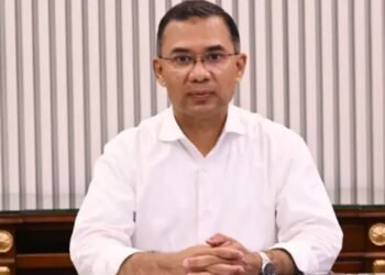 বন্ধ কলকারখানা চালু করতে প্রধানমন্ত্রীর সভাপতিত্বে বিশেষ সভা