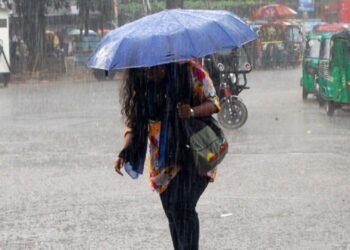 দেশের ৯ অঞ্চলে ঝোড়ো হাওয়ার শঙ্কা, নদীবন্দরে ১ নম্বর সতর্কসংকেত