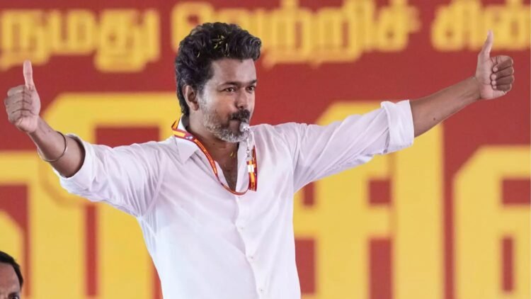 ৫৩-তে পা রাখলেন থালাপতি বিজয়