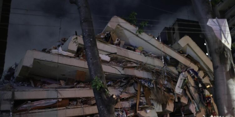 ভেনেজুয়েলার ধ্বংসস্তূপে লাখো মানুষের মৃত্যুর শঙ্কা