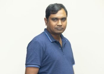 আমেরিকায় বসে রাজীব মণি দাস রচনা করলেন ‘ফুটবল যুদ্ধ’