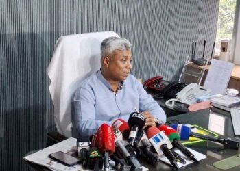 বাধ্য হয়ে তেলের দাম বৃদ্ধি: প্রতিমন্ত্রী