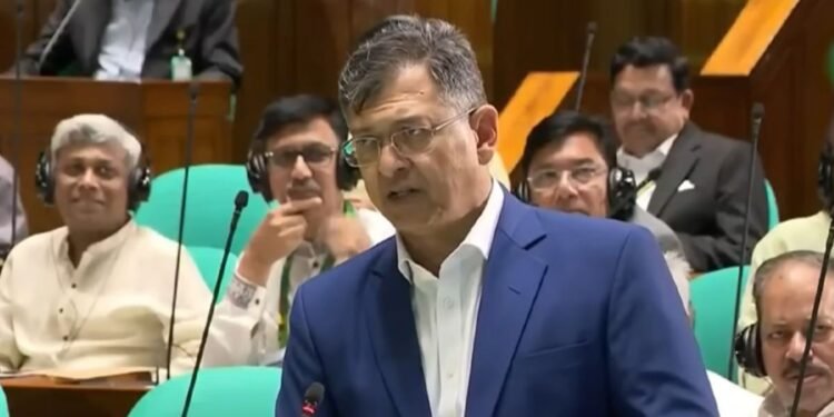 ৫ আগস্টের পর ২ হাজার ৩৬৯ জনকে পুশ-ইন করেছে বিএসএফ— স্বরাষ্ট্রমন্ত্রী