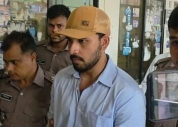 আত্মসমর্পণ শেষে কারাগারে ছোটপর্দার অভিনেতা আলভী