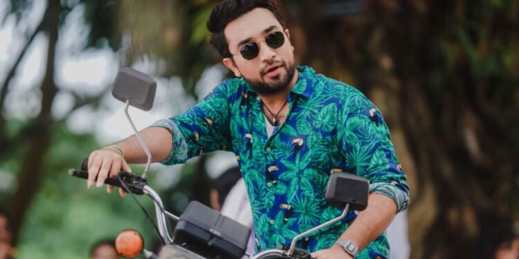 মেরিন ড্রাইভে বাইক দুর্ঘটনার শিকার জোভান