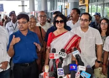 দুই দশক পর কলকাতায় তসলিমা