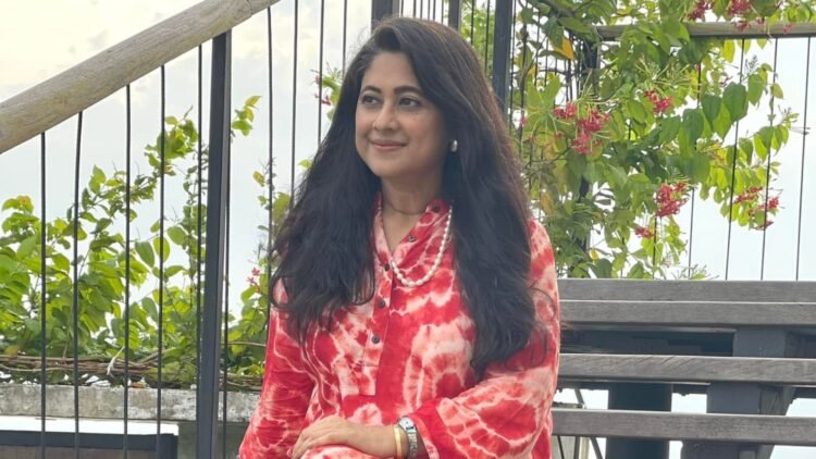 দীর্ঘ বিরতি ভেঙে ধারাবাহিক নাটকে ফিরছেন সুমাইয়া শিমু