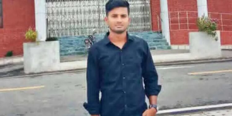 নড়াইলে পাওনা টাকা চাওয়ায় যুবককে কু/পি/য়ে হ/ত্যা