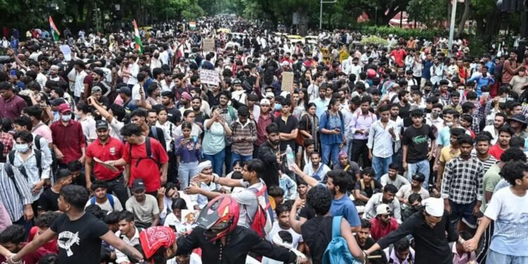 শিক্ষামন্ত্রীর পদত্যাগ, মামলা প্রত্যাহার ও কোটি টাকা ক্ষতিপূরণের দাবি সিজেপির