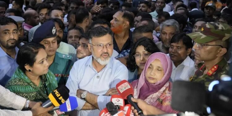 দেয়াল ধসে হতাহতের ঘটনায় দায়ীদের বিরুদ্ধে ব্যবস্থা নেবে ডিএনসিসি