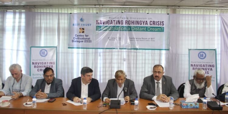 রোহিঙ্গা সংকট সমাধানে আন্তর্জাতিক সম্প্রদায়ের কার্যকর উদ্যোগ জরুরি