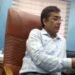 টাঙ্গাইলে নিজ কক্ষে বসে মদের টাকা দিলেন এডিসি, ভিডিও ভাইরাল