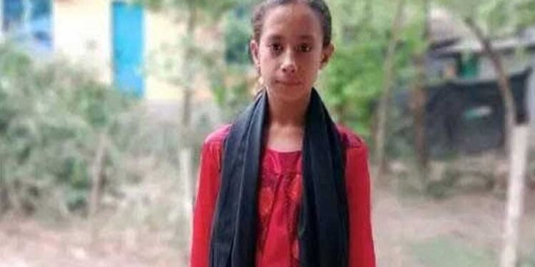 চকরিয়ায় বন্যার পানিতে নৌকাডুবি: কিশোরীর মৃত্যু, দুই বোন উদ্ধার
