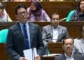 ‘ফার্মের মুরগি’ মন্তব্যের জন্য সংসদে শিক্ষামন্ত্রীর দুঃখ প্রকাশ